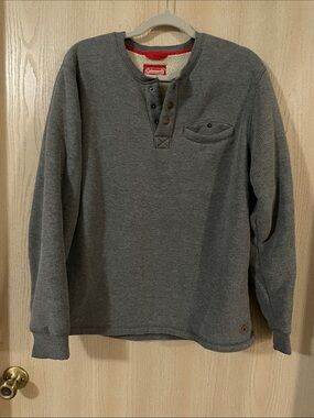 Coleman Men's Gray Crewneck Henley Waffle Knit Sweater